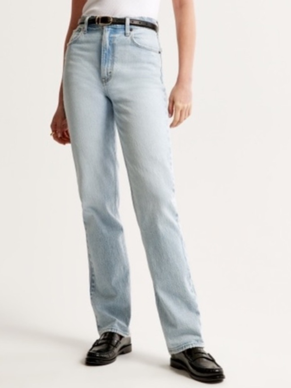 Abercrombie & Fitch Women's Light Wash Straight Leg Jeans